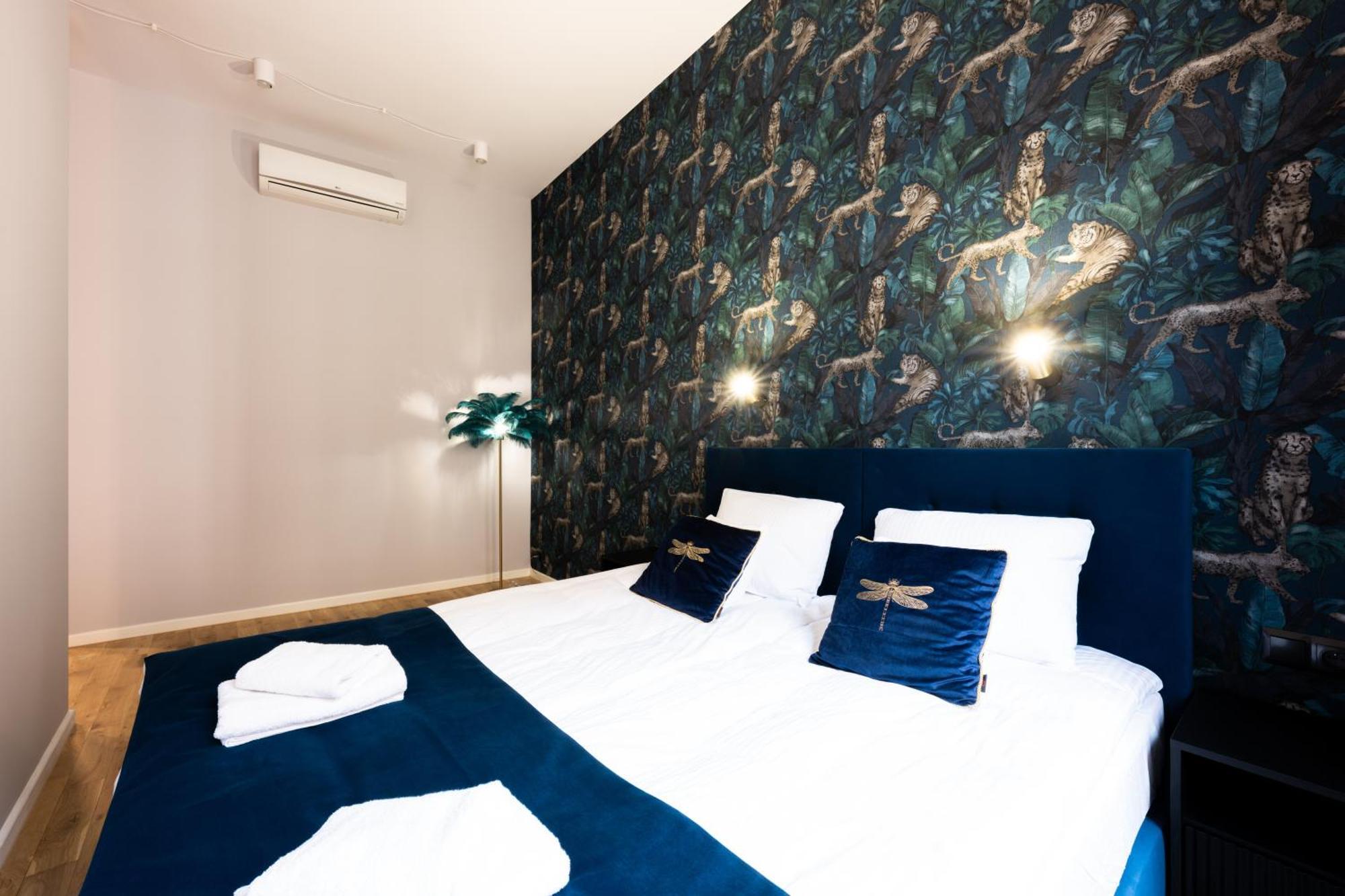 Bracka Main Square Apartments Krakow Bagian luar foto